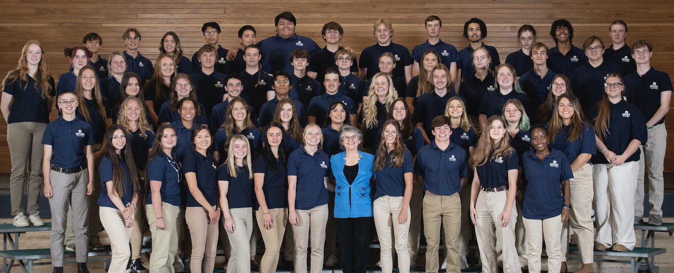 2022 Hilleman Scholars with President Cruzado